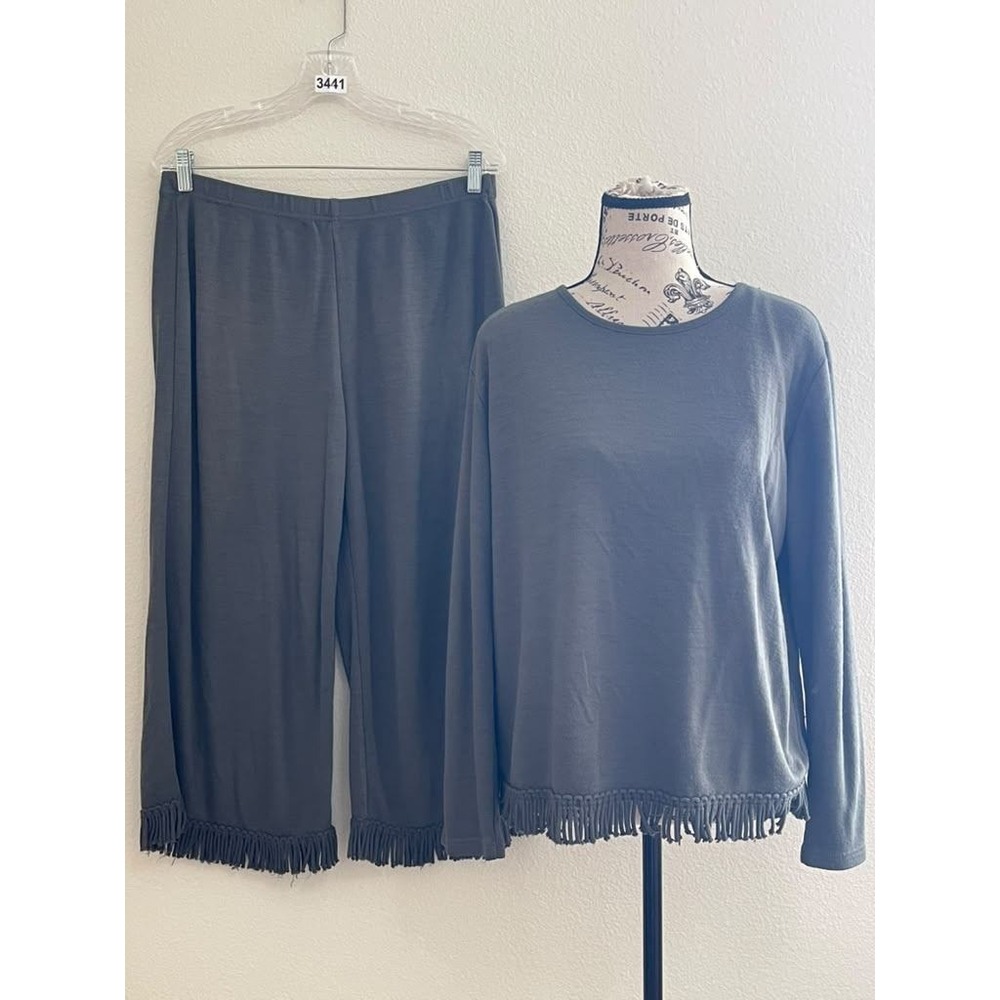 Miss Dorby Gray 2 Piece Knit Set Long Sleeve Fringe Top Wide Leg Pants Medium